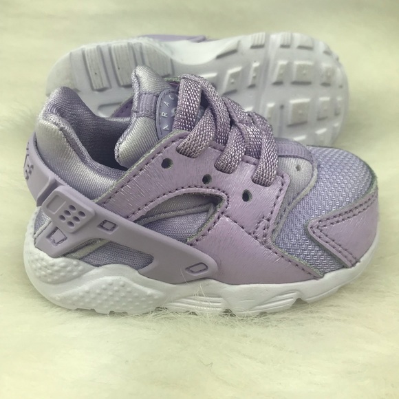 grey huaraches size 3